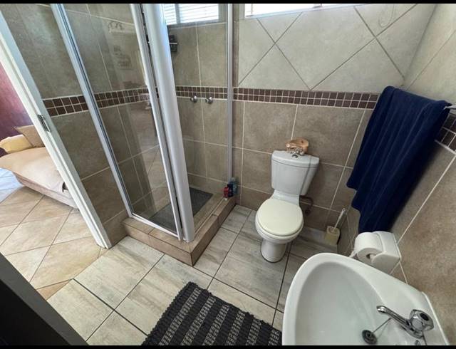 2 BEDROOM TOWNHOUSE FOR SALE IN GLEN MARAIS